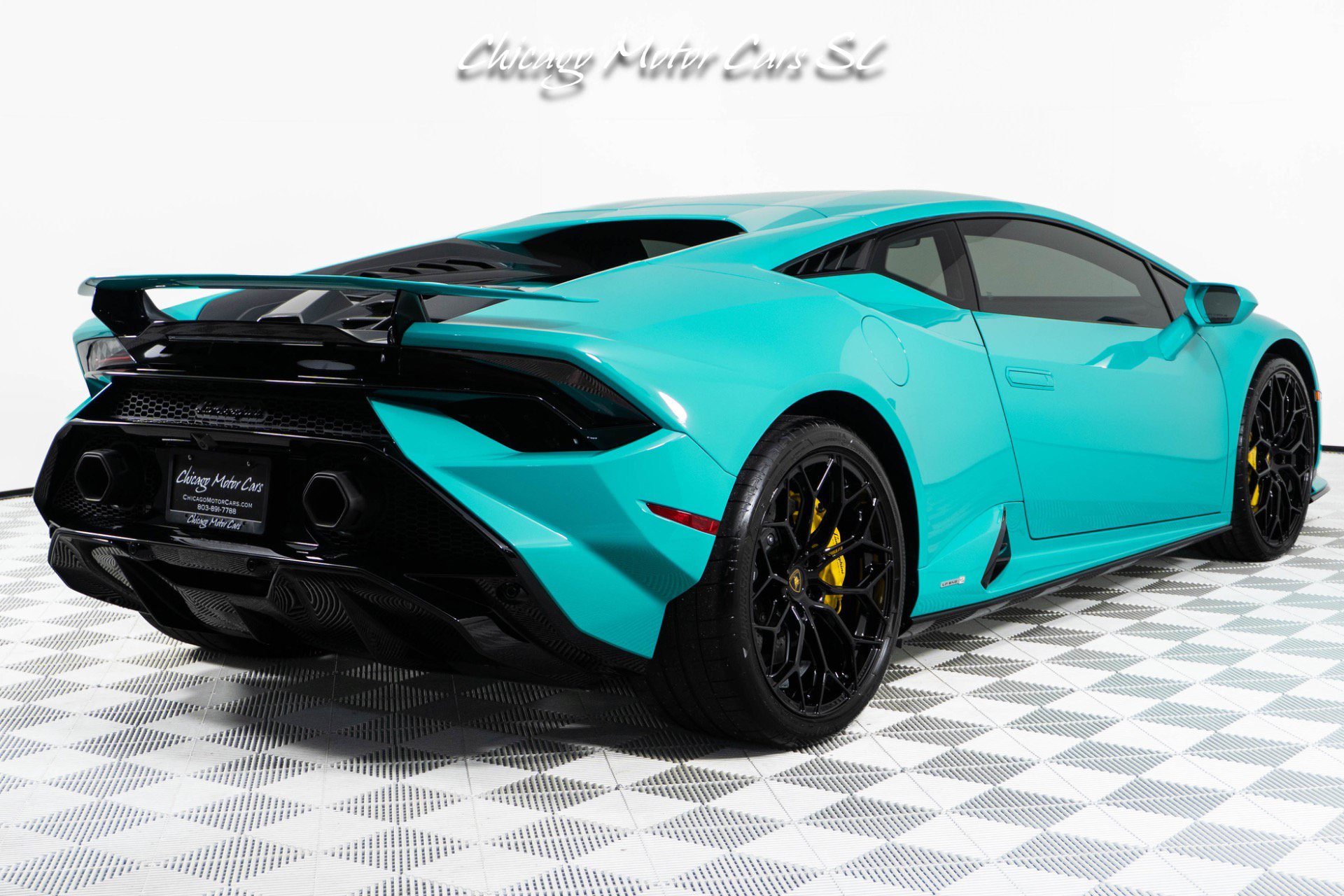 Used 2024 Lamborghini Huracan Tecnica RWD image 12