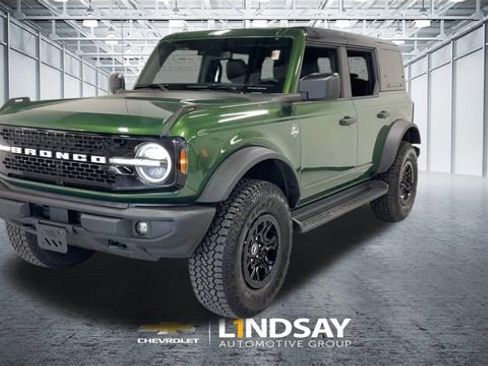 Used 2025 Ford Bronco Outer Banks w/ Sasquatch Package AWD/4WD image 5