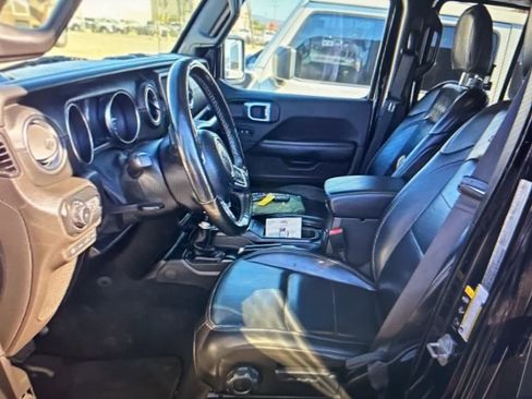 Used 2021 Jeep Wrangler Unlimited Sahara w/ Cold Weather Group image 7