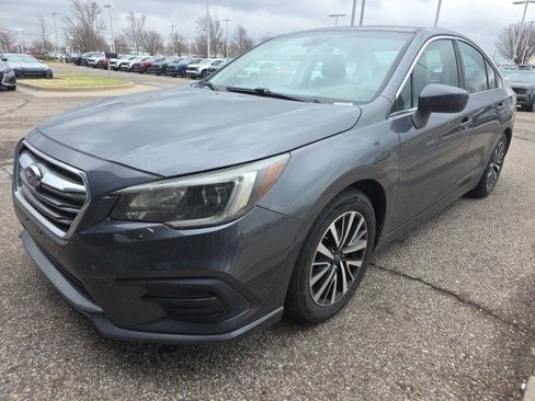 Used 2019 Subaru Legacy 2.5i Premium image 3