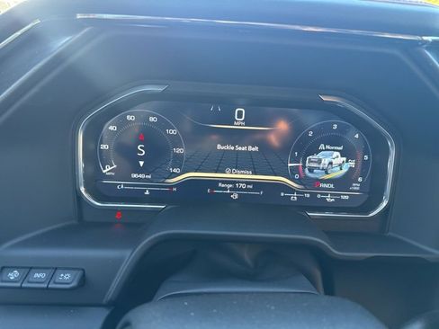 Used 2024 GMC Sierra 2500 AT4 w/ AT4 Premium Plus Package image 16