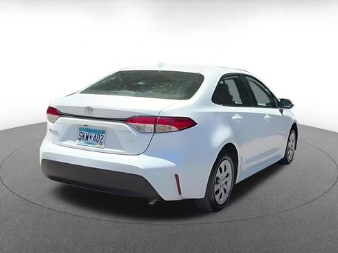 Used 2025 Toyota Corolla LE FWD image 16