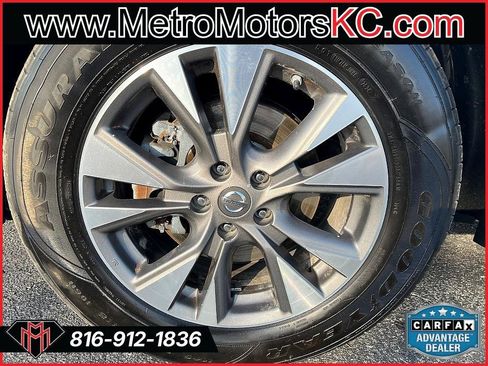 Used 2015 Nissan Murano SL w/ Cargo Package image 11