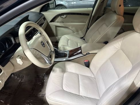 Used 2014 Volvo XC70 3.2 image 47