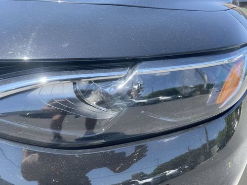 Used 2025 Chevrolet Malibu LT FWD image 9