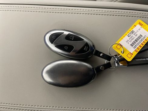 Certified 2025 Hyundai Santa Fe Calligraphy image 26