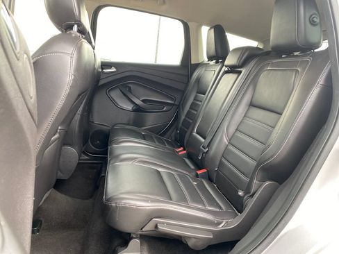 Used 2019 Ford Escape Titanium FWD image 24