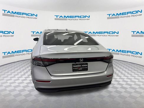 Used 2024 Honda Accord EX image 4