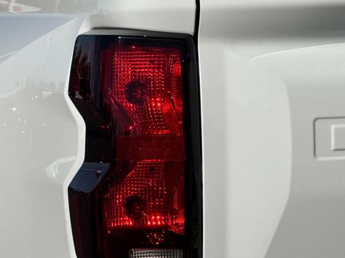 Used 2026 Chevrolet Colorado LT image 47