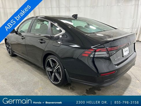 Used 2025 Honda Accord Sport image 7