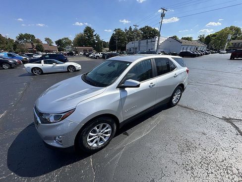 Used 2021 Chevrolet Equinox LT image 19