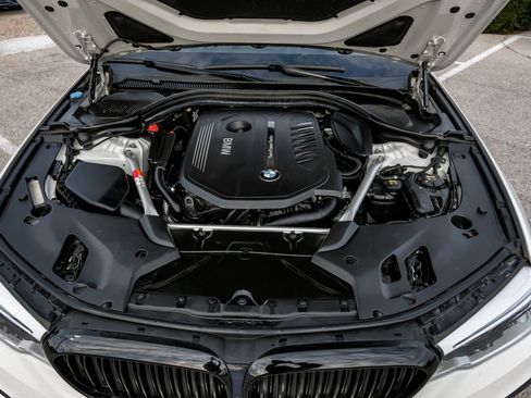 Used 2018 BMW 540i xDrive w/ M Sport Package image 64