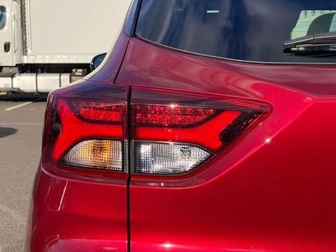 Used 2022 Chevrolet TrailBlazer RS w/ Sun and Liftgate Package image 17