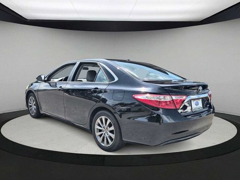 Used 2016 Toyota Camry XLE FWD image 6