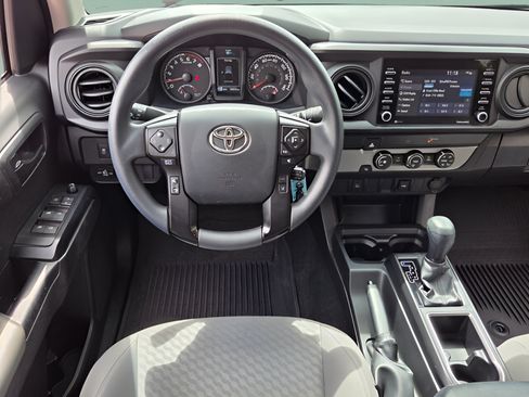 Used 2022 Toyota Tacoma SR w/ SR Convenience Package RWD image 12