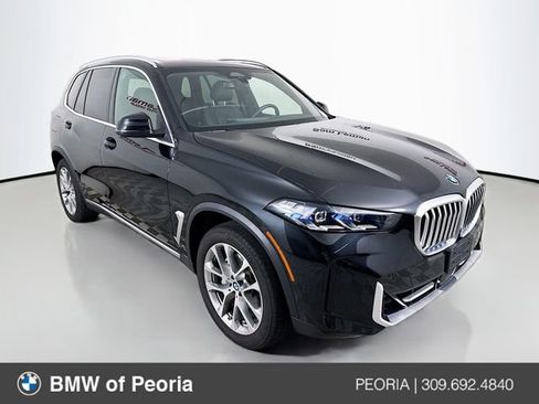 Used 2024 BMW X5 xDrive40i w/ Premium Package image 1