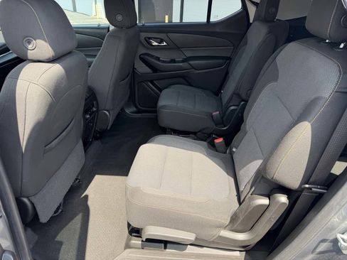 Used 2018 Chevrolet Traverse LT AWD/4WD image 14