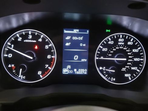 Used 2025 Subaru Forester Premium AWD/4WD image 25