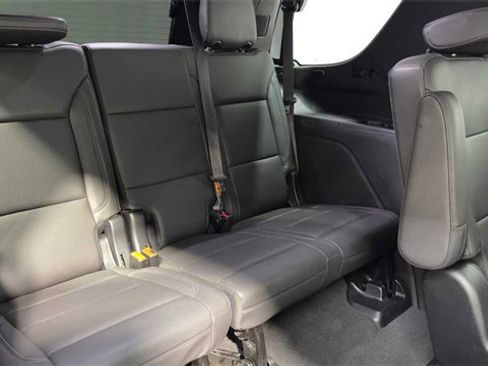 Used 2023 Chevrolet Tahoe LT w/ Luxury Package image 20