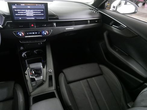 Used 2021 Audi A4 2.0T Premium Plus w/ Premium Plus Package image 11