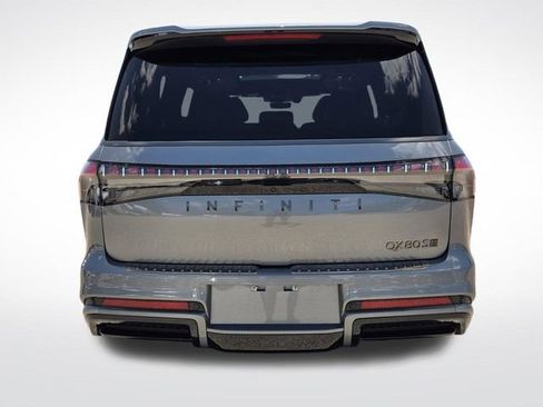 Used 2026 INFINITI QX80 4WD w/ Sport Exterior Package image 8