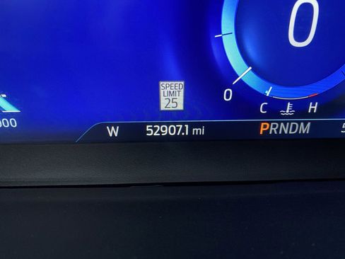 Used 2021 Ford Explorer Platinum w/ Equipment Group 601A image 6