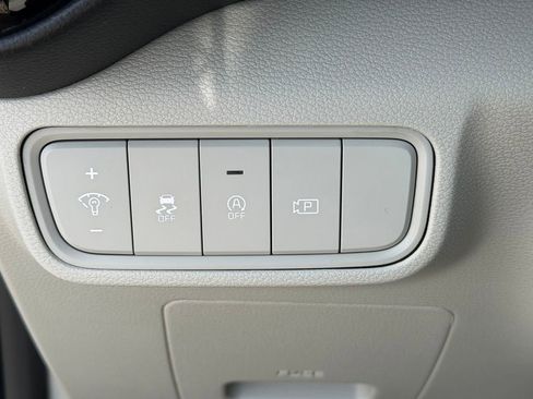 Used 2023 Kia Soul EX image 11