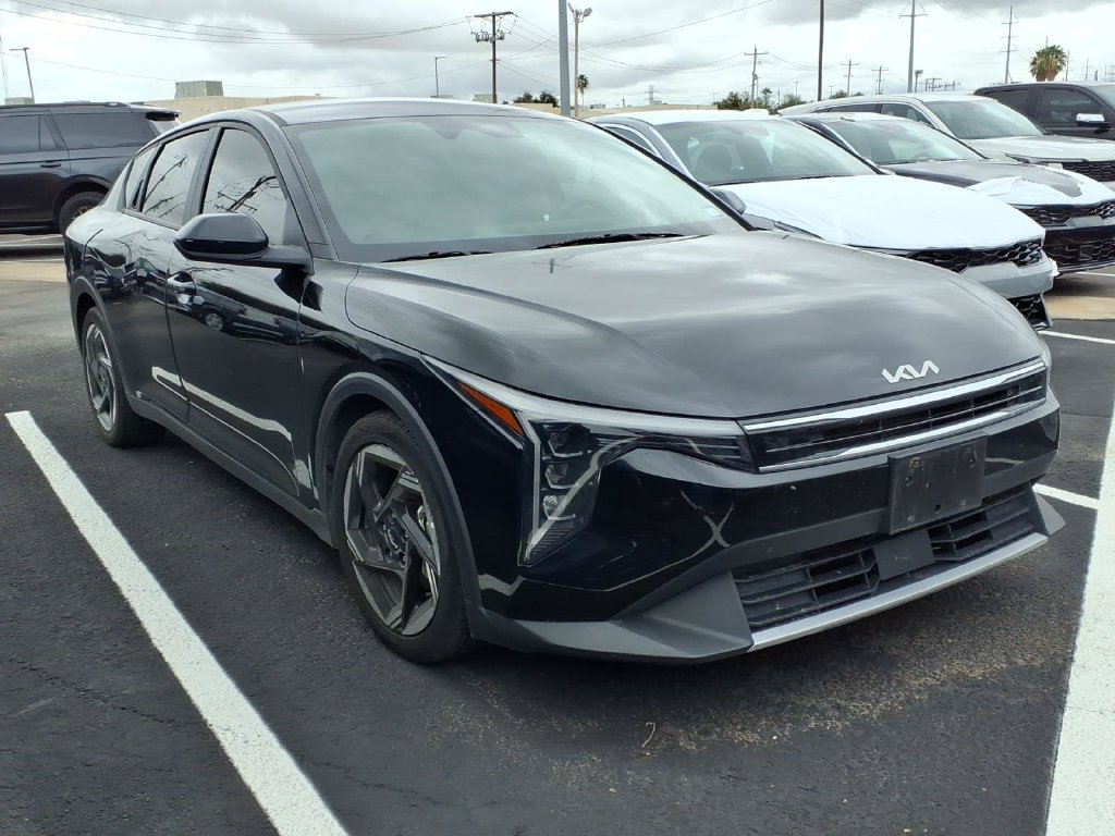 Used 2025 Kia K4 EX FWD image 1
