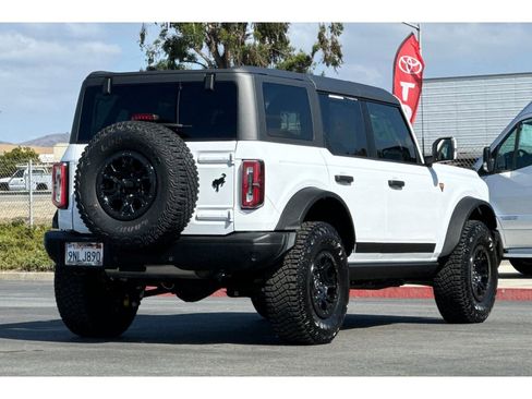 Used 2024 Ford Bronco Badlands image 4