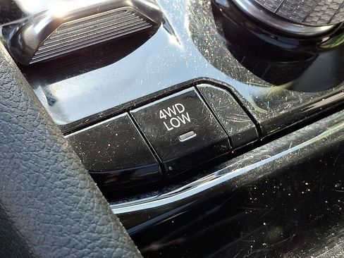 Used 2023 Jeep Grand Cherokee 4WD 4xe image 26