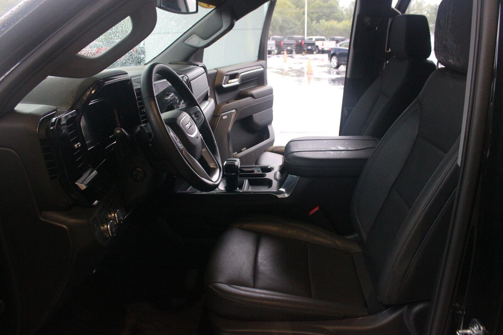 Used 2026 GMC Sierra 1500 SLT w/ SLT Premium Package RWD image 13