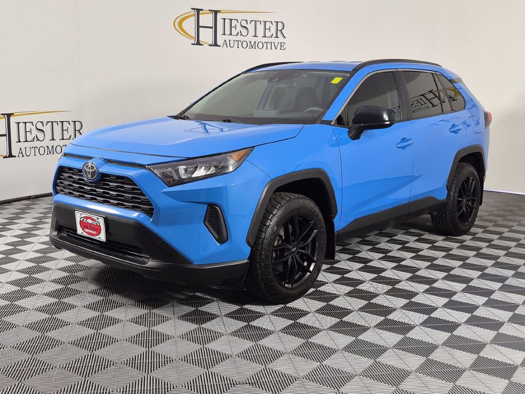 Used 2019 Toyota RAV4 LE w/ All Weather Liner Package AWD/4WD image 8