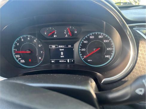 Used 2019 Chevrolet Malibu LT image 16