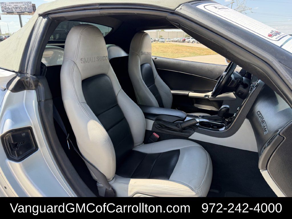 Used 2010 Chevrolet Corvette Convertible w/ Preferred Equipment Group RWD image 30