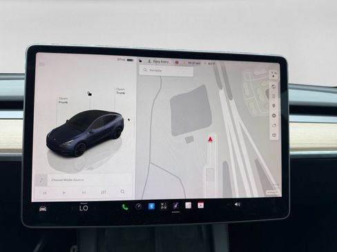 Used 2023 Tesla Model Y Long Range AWD/4WD image 14