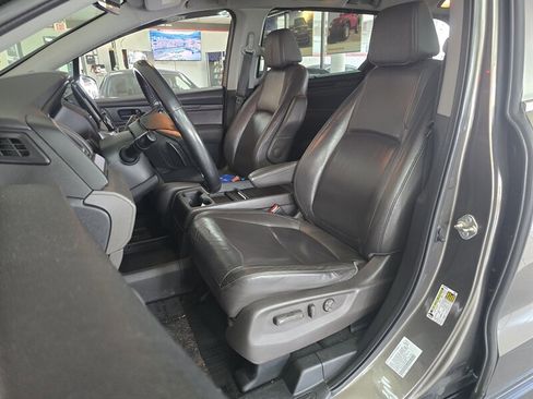 Used 2018 Honda Odyssey EX-L image 9