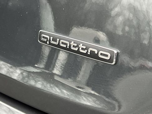 Used 2023 Audi Q5 2.0T Premium w/ Convenience Package image 28