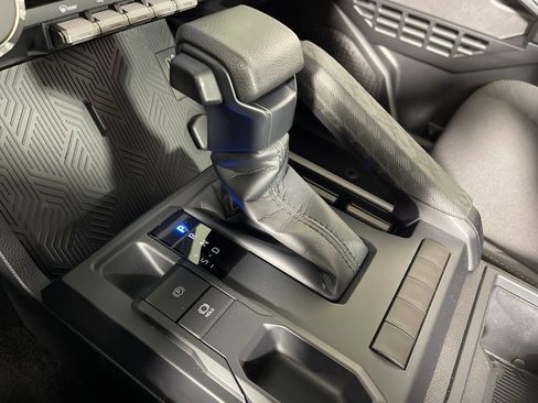 Certified 2025 Toyota Tacoma SR image 22