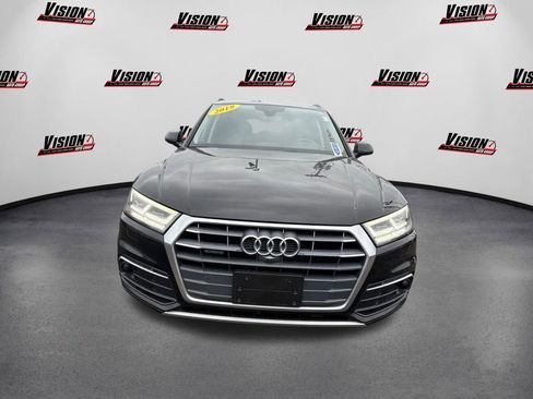 Used 2019 Audi Q5 Prestige w/ Prestige Package image 2
