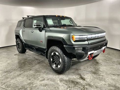 Used 2024 GMC Hummer EV 3X w/ Extreme Off-Road Package image 2