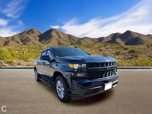 Used 2020 Chevrolet Silverado 1500 Custom w/ Infotainment Package RWD image 4