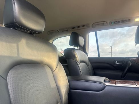 Used 2019 INFINITI QX80 Luxe w/ All-Season Package RWD image 31