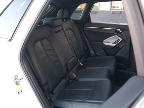 Used 2022 Audi Q3 2.0T Premium Plus w/ Premium Plus Package image 30