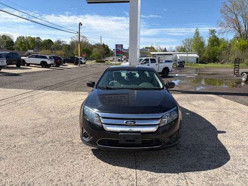 Used 2012 Ford Fusion SE FWD image 2