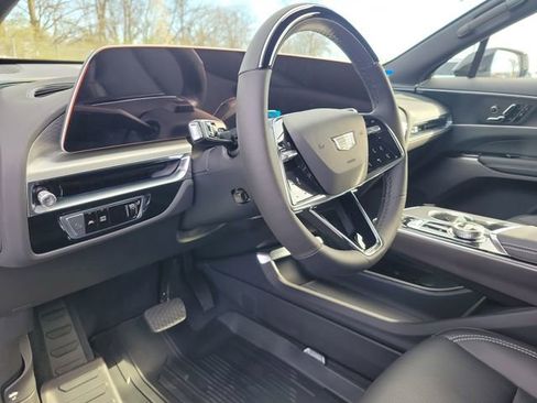 New 2026 Cadillac Lyriq Sport w/ LPO, Floor Liner Package AWD/4WD image 22