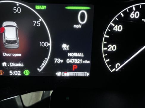 Used 2023 Honda CR-V Sport Touring image 12