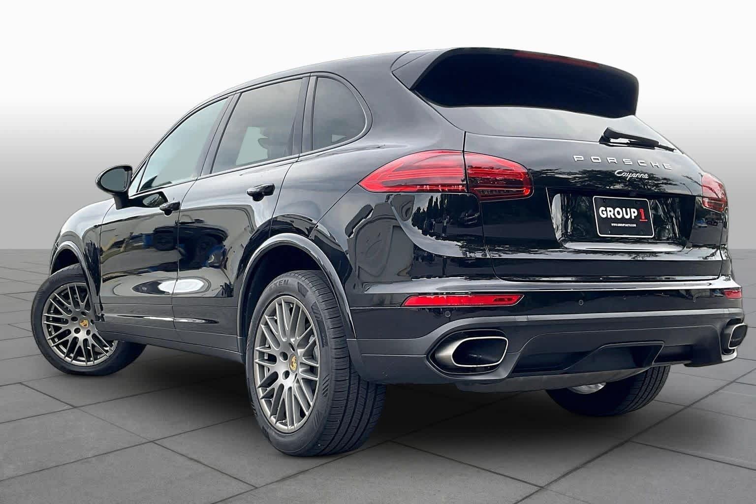 Used 2018 Porsche Cayenne AWD/4WD image 10