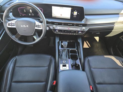 Used 2024 Kia Telluride LX image 5