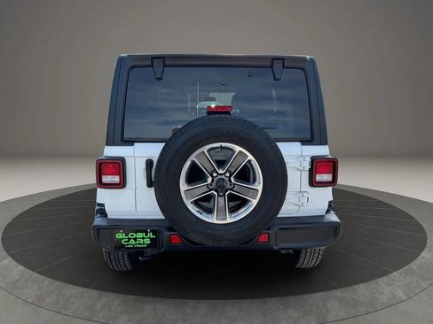 Used 2021 Jeep Wrangler Unlimited Sahara AWD/4WD image 6