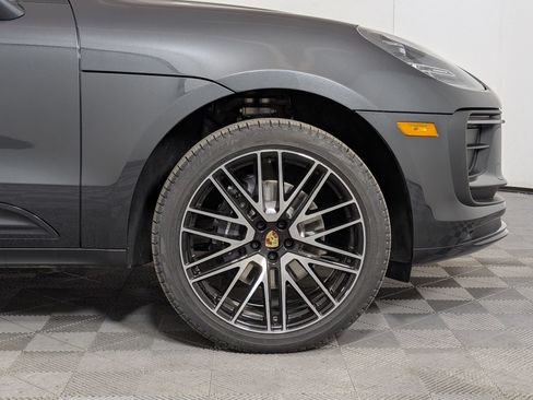 Used 2026 Porsche Macan AWD/4WD image 14